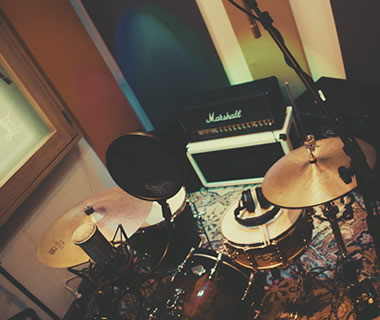 Instrumentos para backline en Top Hat Producciones